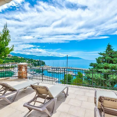 Appartement Luxusapartment Mit Pool, Sauna, Direkt Am
