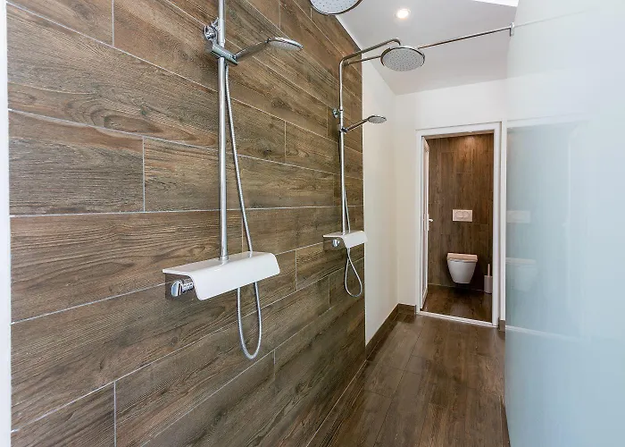 Luxusapartment Mit Pool, Sauna, Direkt Am