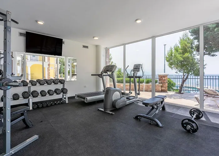 Luxusapartment Mit Pool, Sauna, Direkt Am דירה *