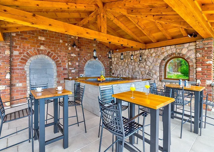 Luxusapartment Mit Pool, Sauna, Direkt Am Appartement Novi Vinodolski