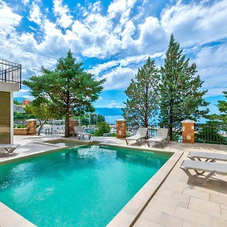 Luxusapartment Mit Pool, Sauna, Direkt Am *