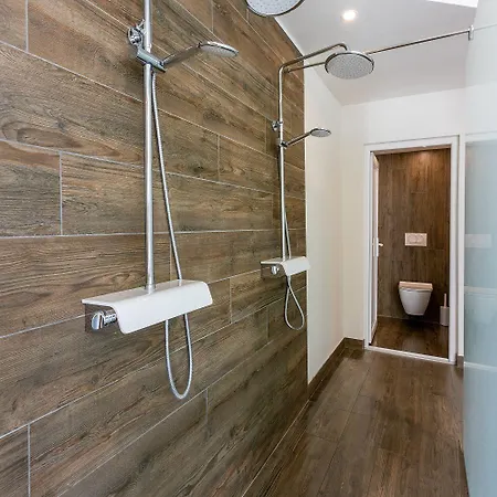 Luxusapartment Mit Pool, Sauna, Direkt Am